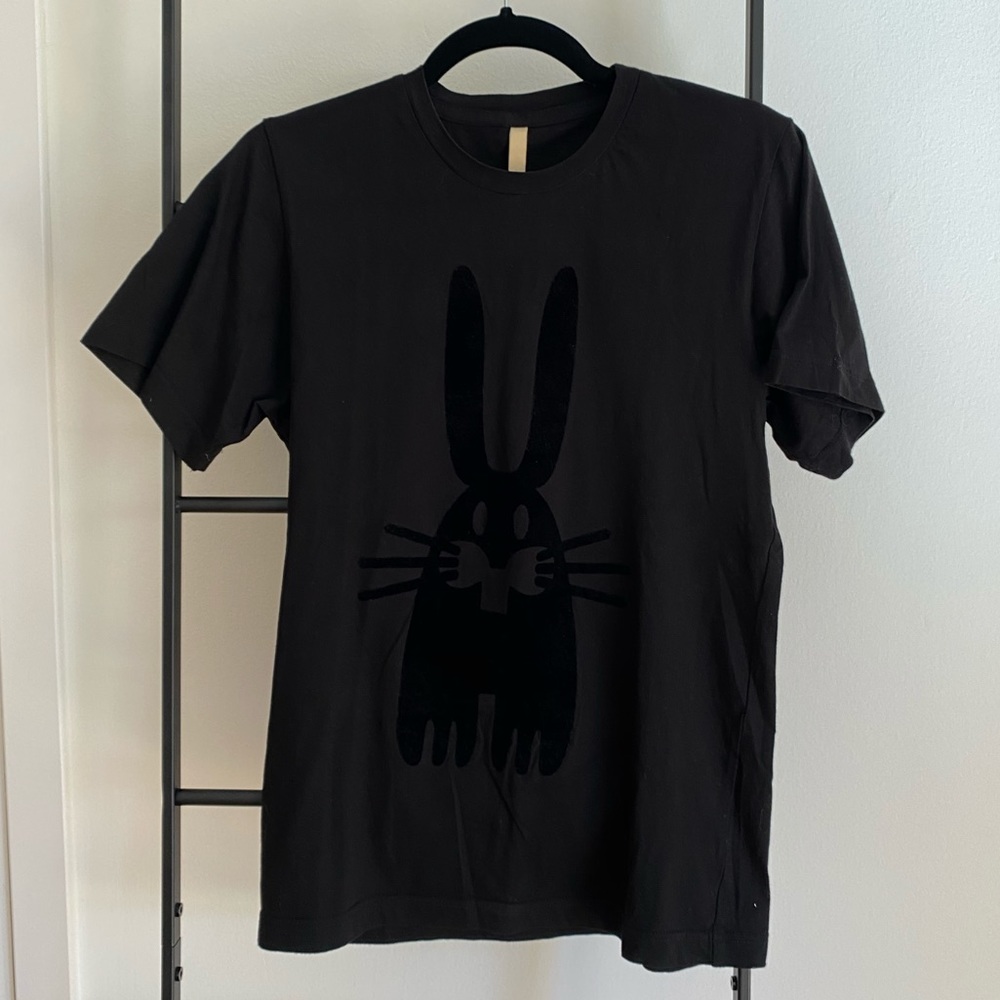 Unisex Peter Jensen Bunny flocked graphic tee NWOT